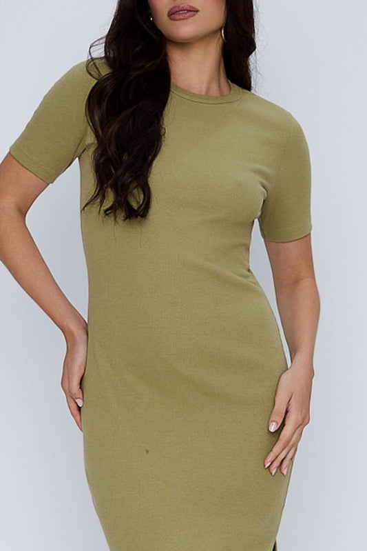 VESTIDO JUSTO MIDI CANELADO VERDE CANA