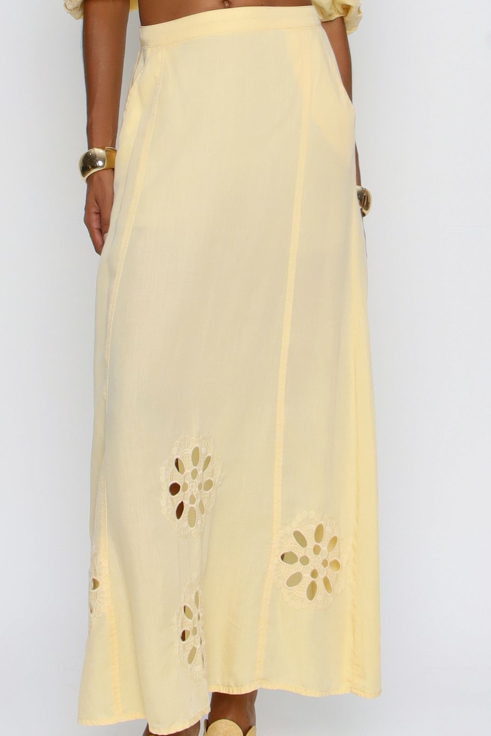 SAIA MIDI LIOCEL AMARELO CELESTIAL