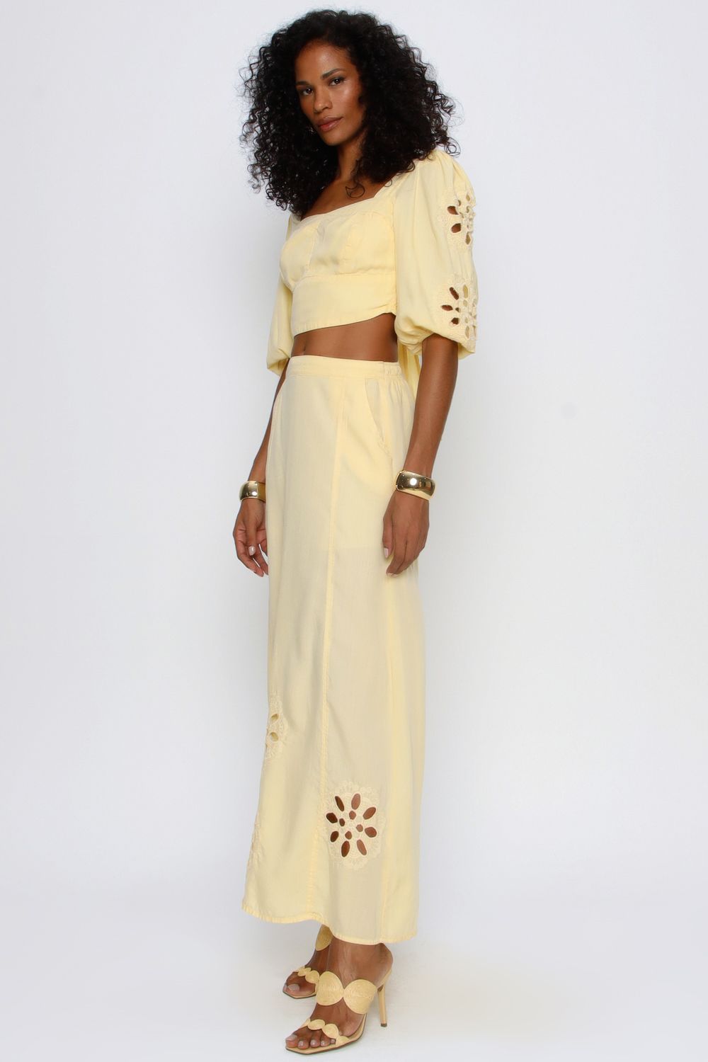 SAIA MIDI LIOCEL AMARELO CELESTIAL