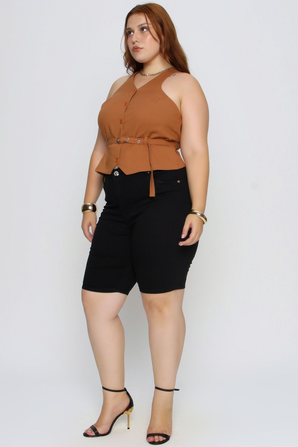 BERMUDA EMILY MAIS GATA PRETO