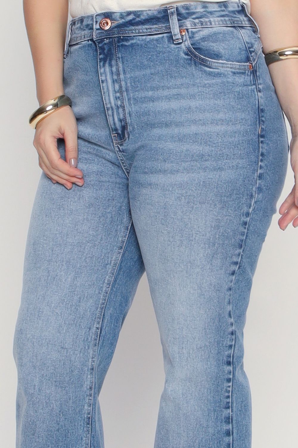 BOOT CUT 27 MAIS GATA UNICA