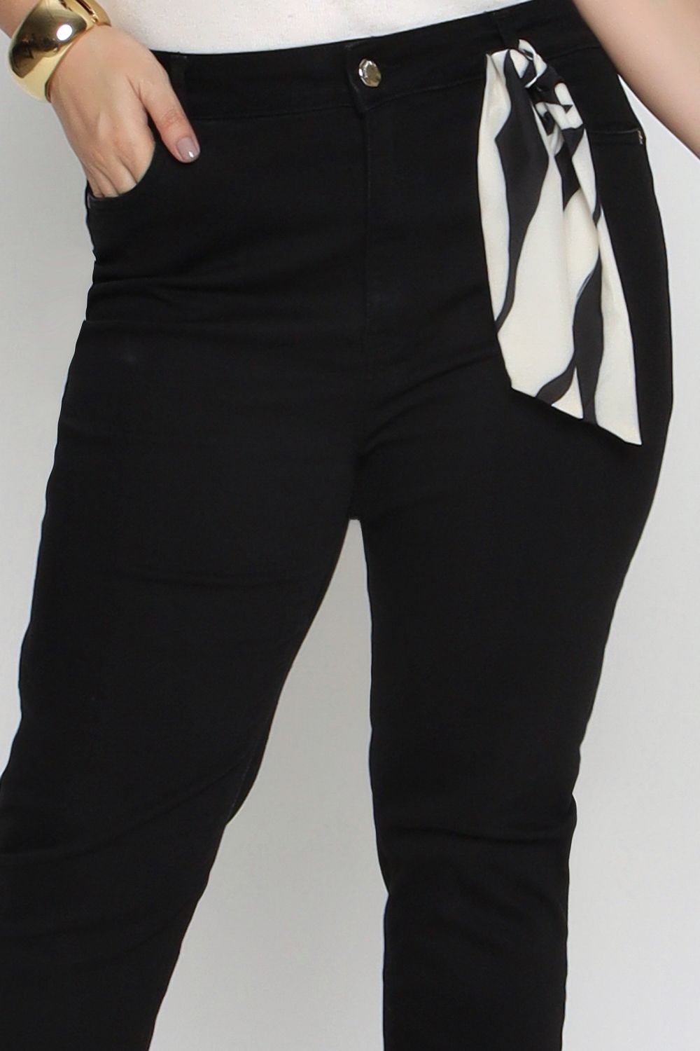 CIGARRETE 27 MAIS GATA PRETO