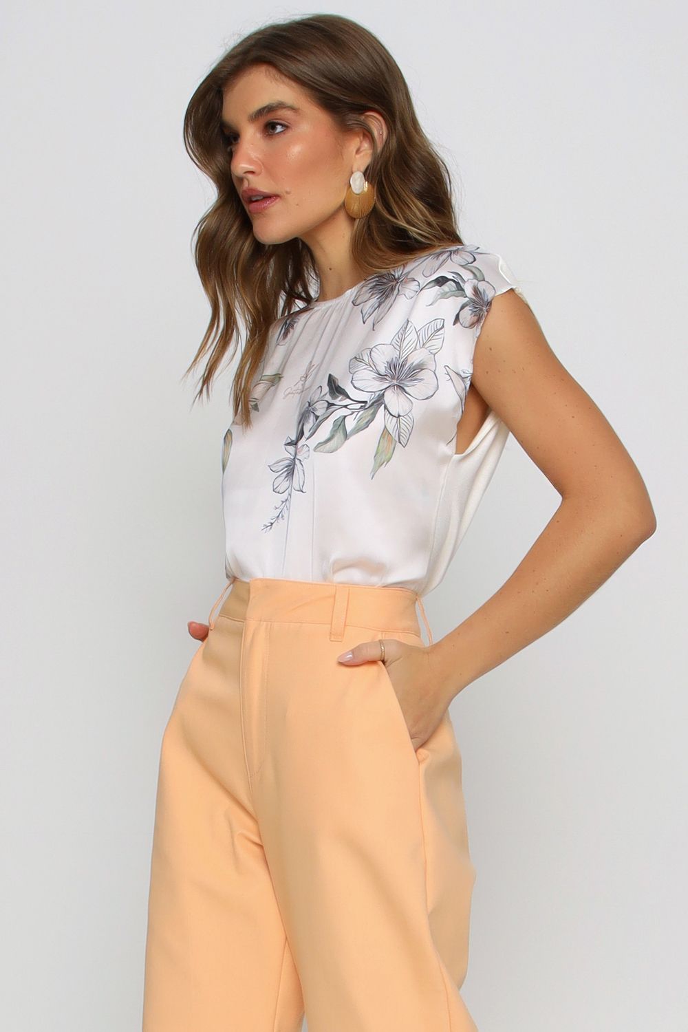 BLUSA AMPLA FLORA OFF WHITE