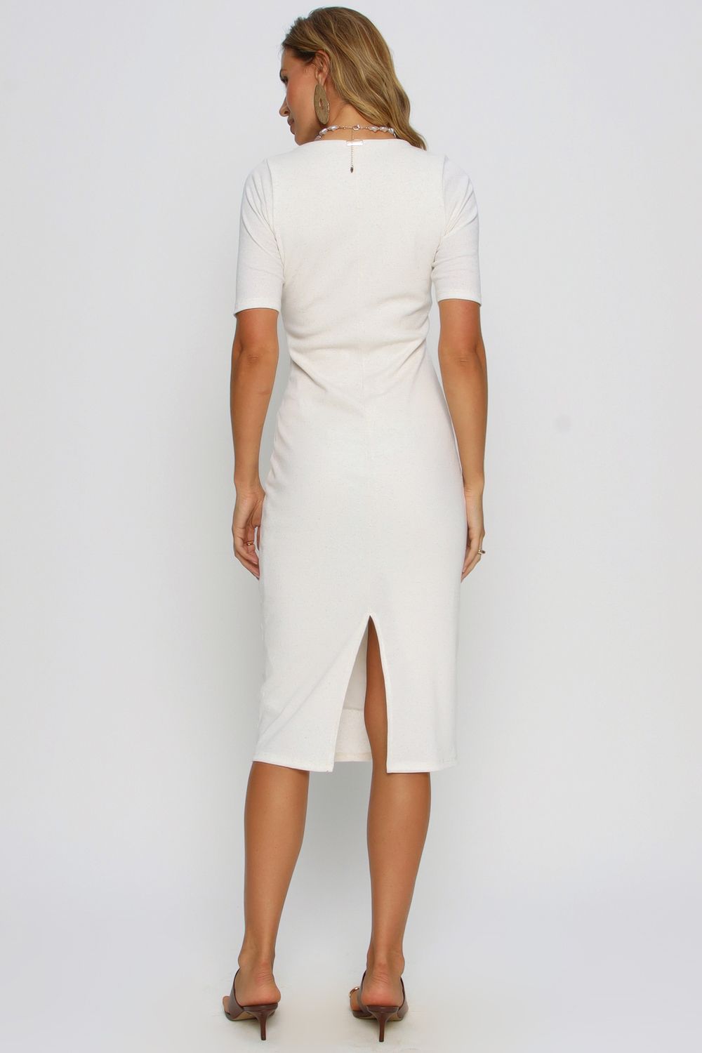 VESTIDO JUSTO DECOTE QUADRADO NATURAL