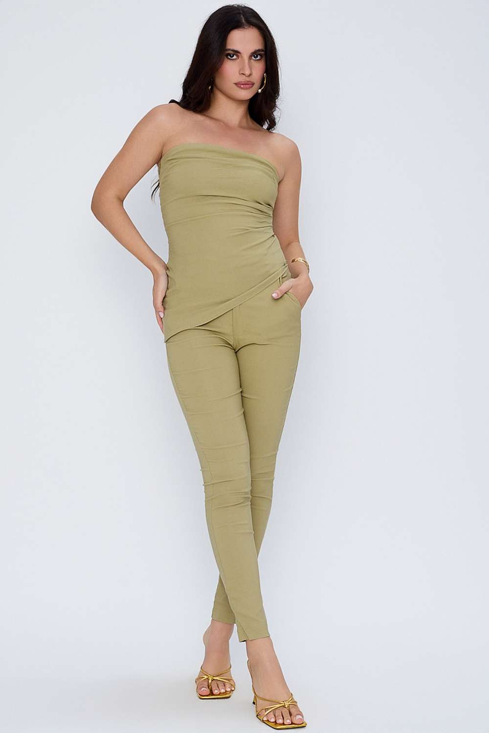 CALCA COM DETALHE BARRA VERDE CANA