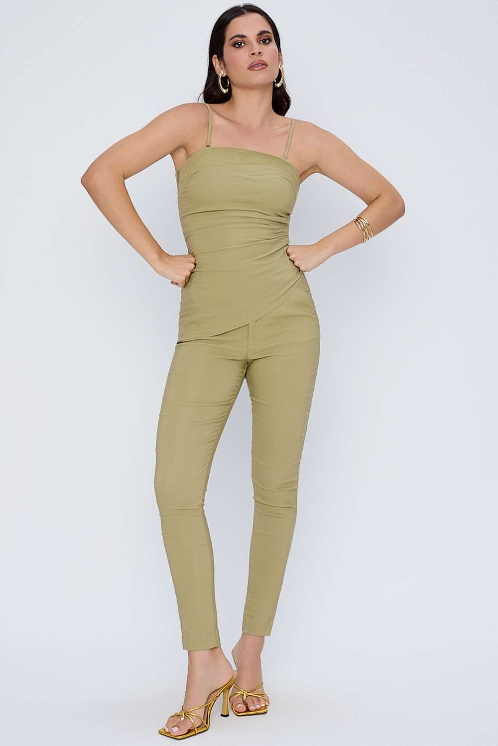 CALCA COM DETALHE BARRA VERDE CANA