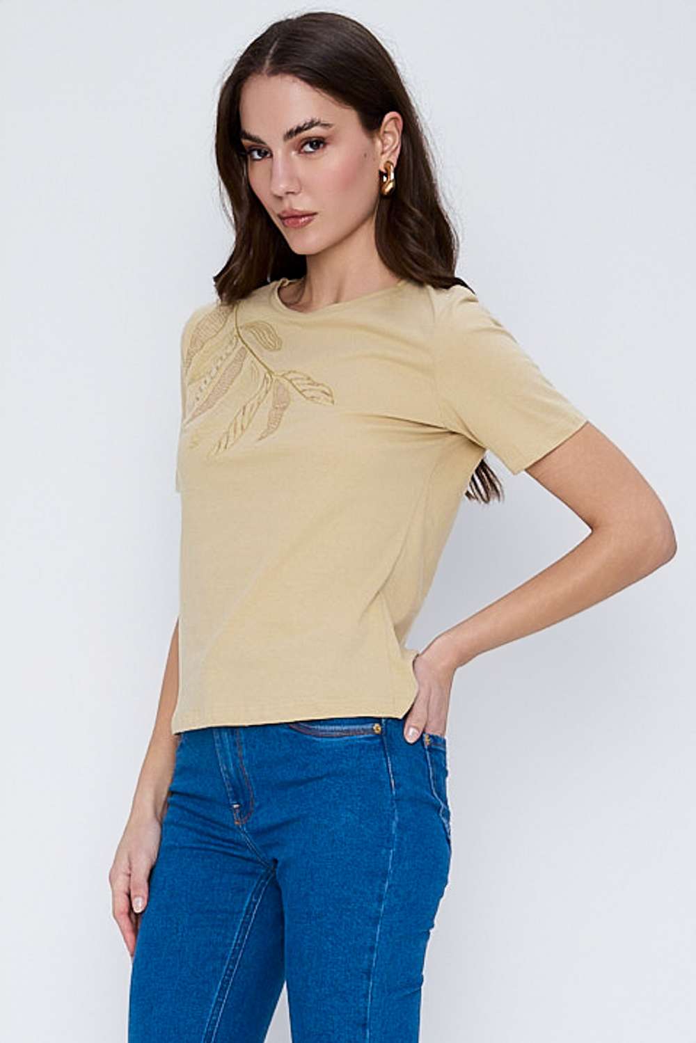 T SHIRT BORDADA CLASSIC