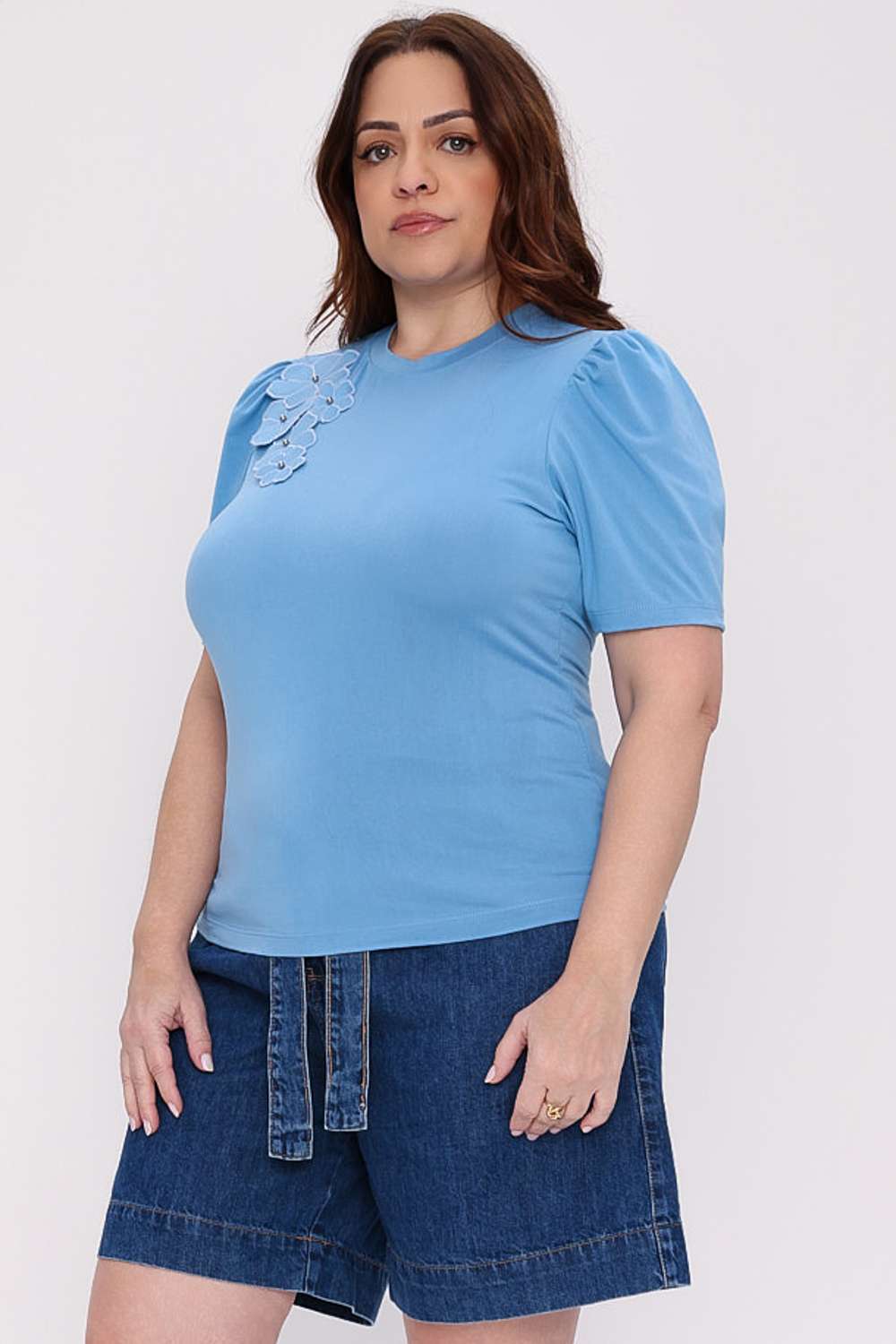 T SHIRT FLORES MAIS GATA SONATA DENIM