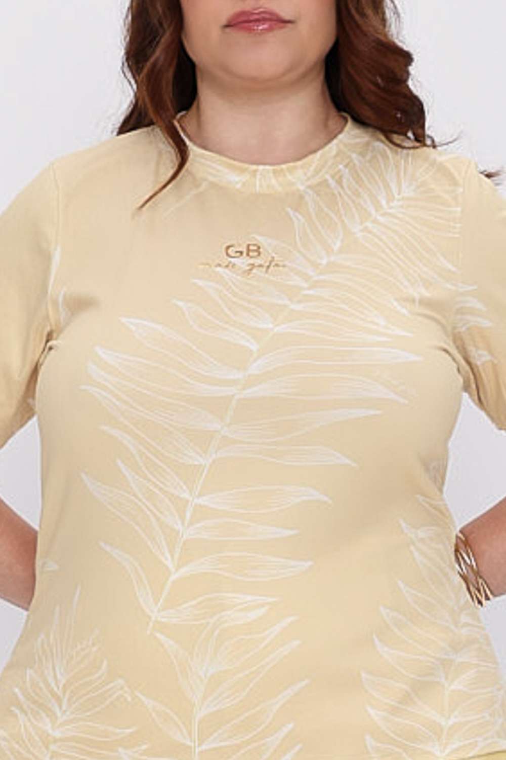 T SHIRT ESTAMPADA MAIS GATA CELESTIAL