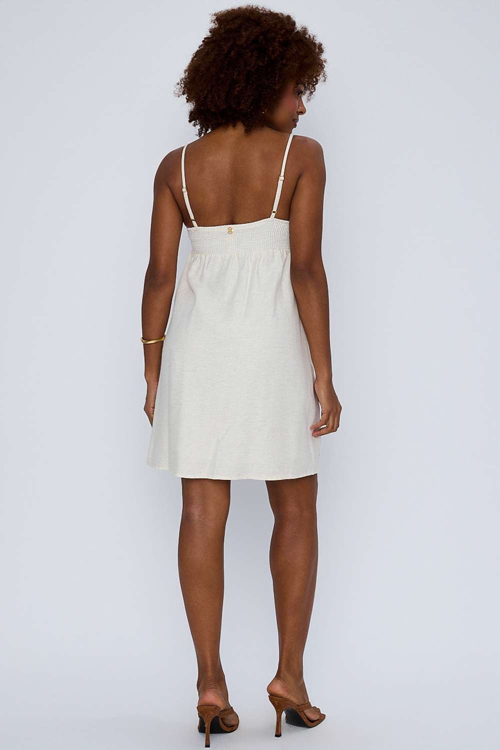 VESTIDO SOLTO BORDADO LIVRE NATURAL